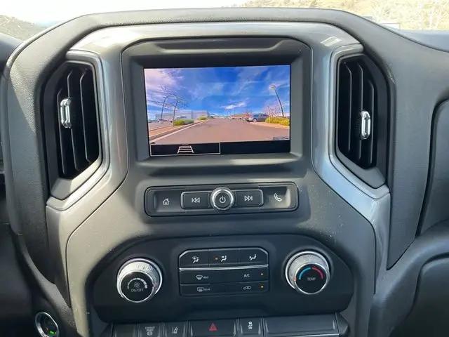 2025 Chevrolet Silverado 3500HD 4WD Double Cab Long Bed Work Truck