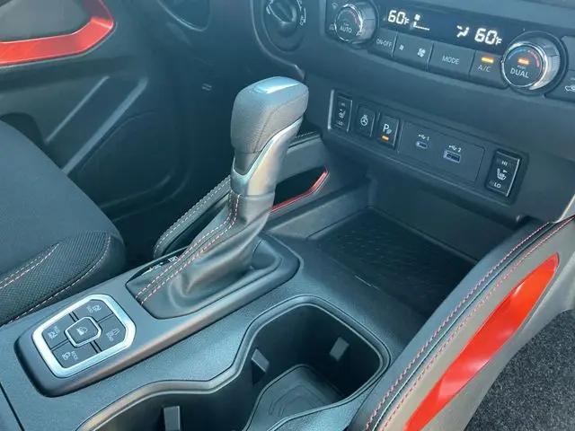 2026 Nissan Frontier Crew Cab PRO-4X 4x4