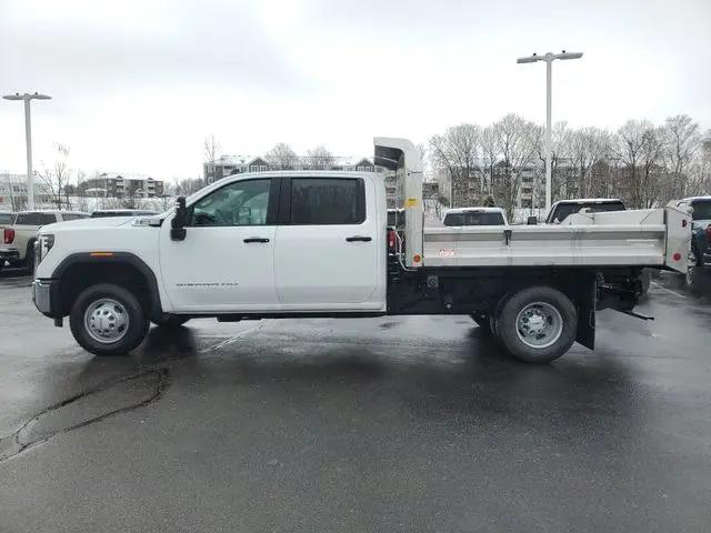 2025 GMC Sierra 3500HD Pro