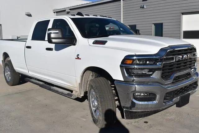 2026 Ram 3500 Tradesman Crew Cab 4x4 8' Box