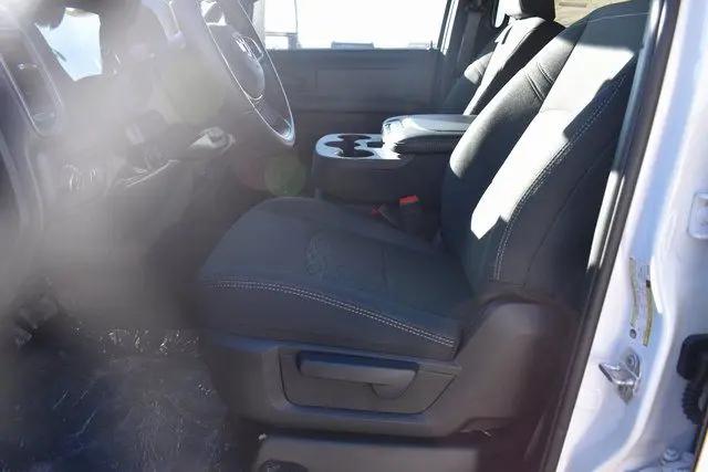 2026 Ram 3500 Tradesman Crew Cab 4x4 8' Box