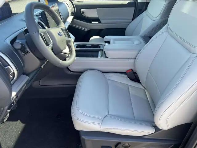 2025 Ford Expedition Active MAX