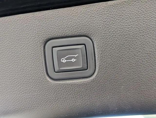 2023 Chevrolet Blazer FWD RS