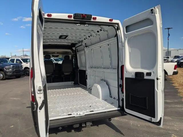 2026 Ram ProMaster Cargo Van Tradesman High Roof 159" WB EXT w/Pass Seat