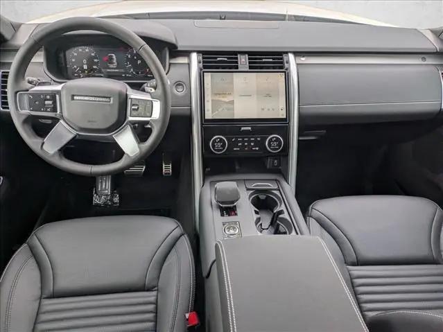 2026 Land Rover Discovery Gemini Edition