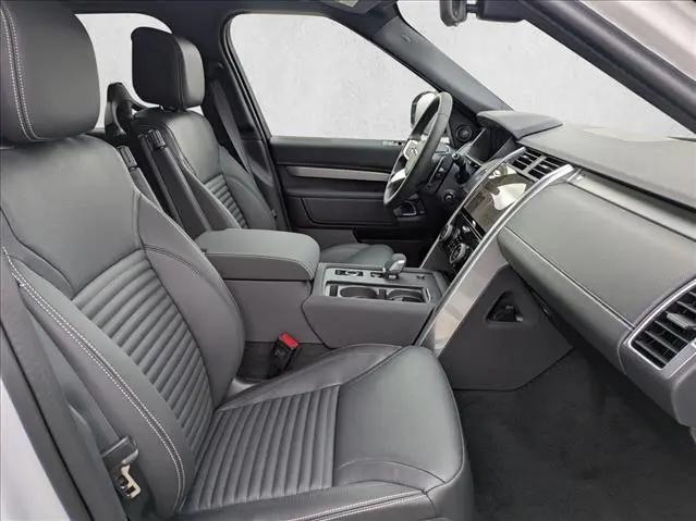 2026 Land Rover Discovery Gemini Edition