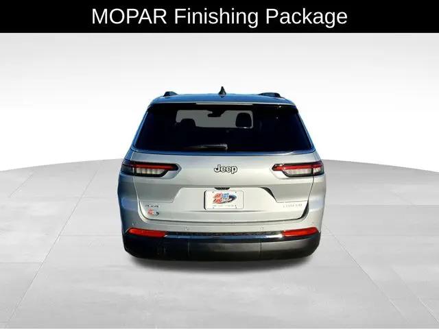 2025 Jeep Grand Cherokee L Laredo 4x4