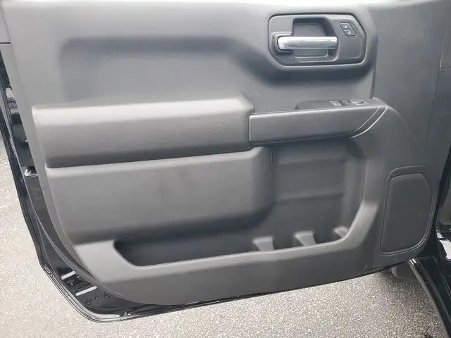 2025 GMC Sierra 1500 4WD Regular Cab Long Box Pro