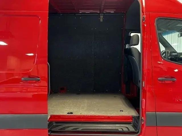 2019 Freightliner Sprinter Standard Roof V6