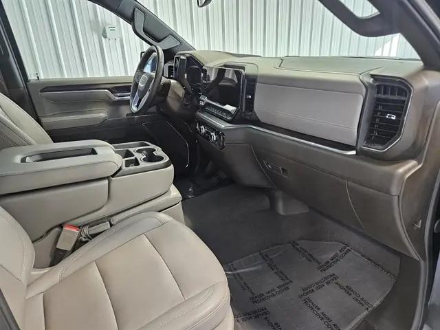 2024 GMC Sierra 1500 4WD Crew Cab Short Box SLT
