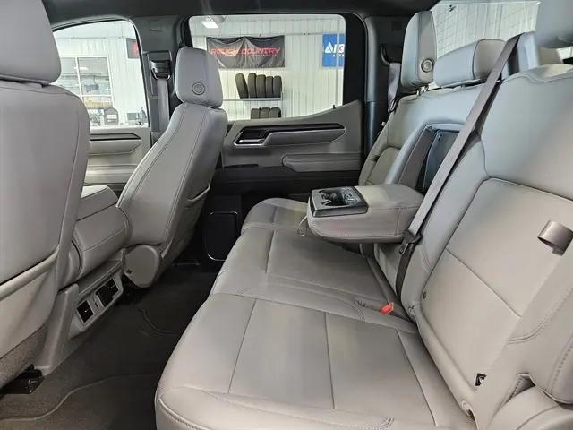 2024 GMC Sierra 1500 4WD Crew Cab Short Box SLT
