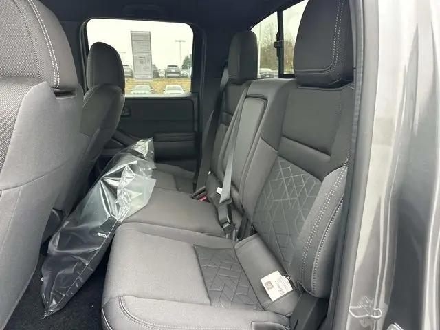 2026 Nissan Frontier Crew Cab SV 4x4
