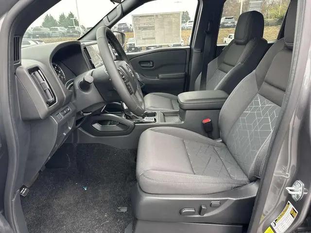 2026 Nissan Frontier Crew Cab SV 4x4