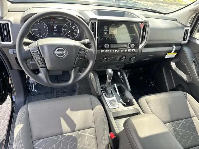 2026 Nissan Frontier Crew Cab SV 4x4