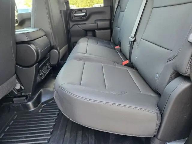 2026 GMC Sierra 2500HD Double Cab, Standard Bed, Pro, RWD