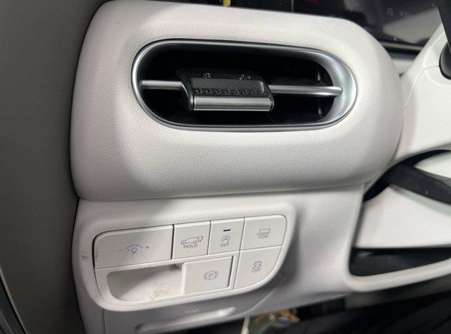 2026 Hyundai Palisade Limited - Photo 25