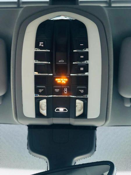 2013 Porsche Cayenne Base