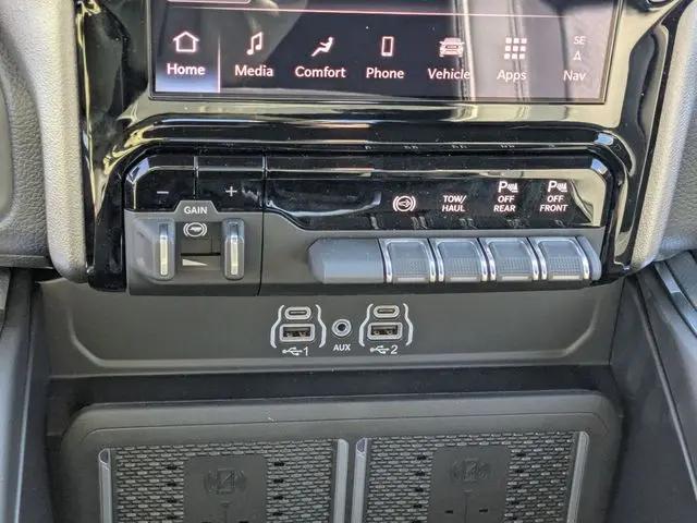 2026 Ram 2500 Laramie Crew Cab 4x4 6'4" Box