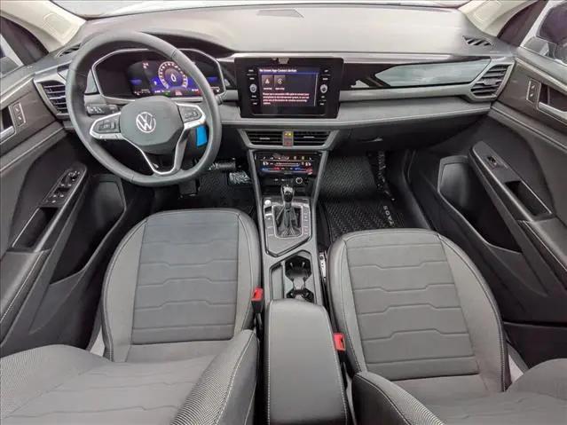 2026 Volkswagen Taos SE Black