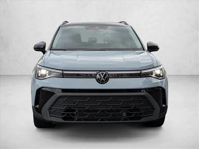 2026 Volkswagen Taos SE Black