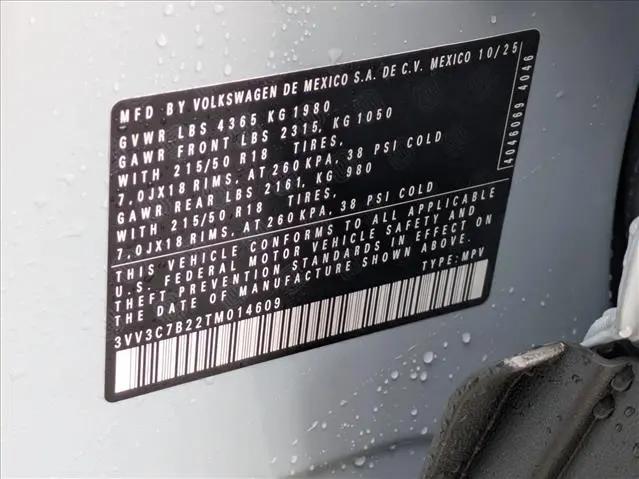 2026 Volkswagen Taos SE Black