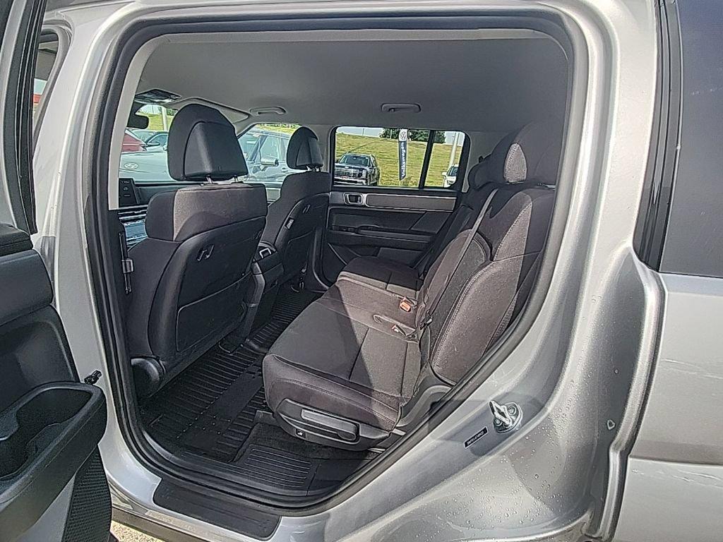 2026 Hyundai Santa Fe SE - Photo 10