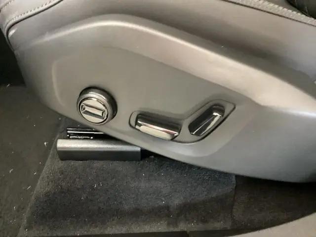 2026 Volvo XC90 Plus, B6 AWD Gas (mild hybrid), Gasoline, Bright, 7 Seats
