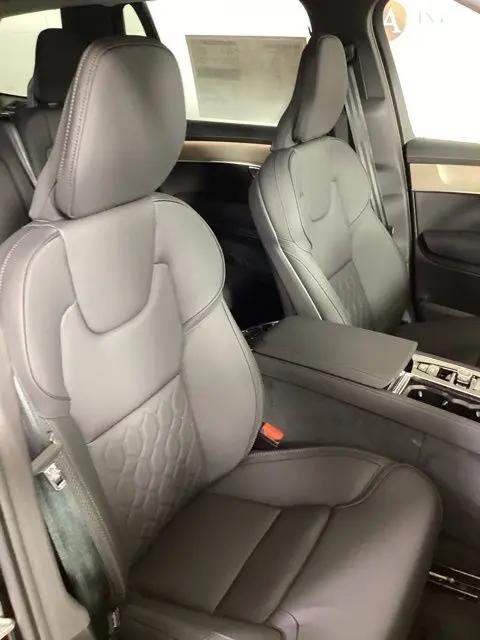 2026 Volvo XC90 Plus, B6 AWD Gas (mild hybrid), Gasoline, Bright, 7 Seats