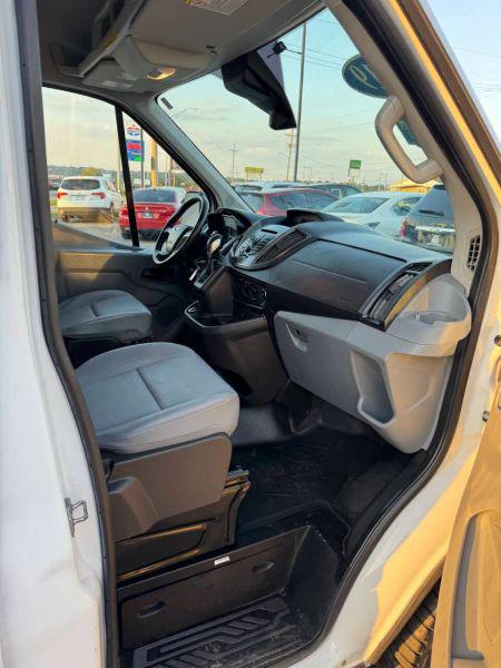 2019 Ford Transit Medium Roof w/Sliding Side Door w/RWB