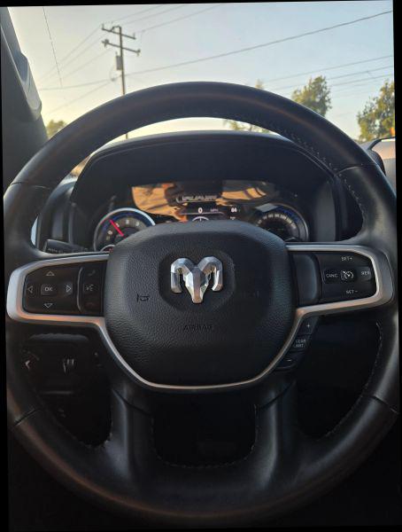 2022 Ram 1500 Big Horn Crew Cab 4x4 5'7" Box