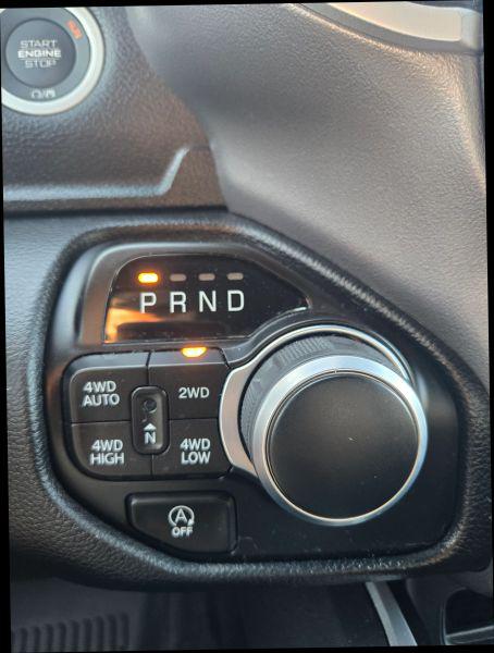 2022 Ram 1500 Big Horn Crew Cab 4x4 5'7" Box