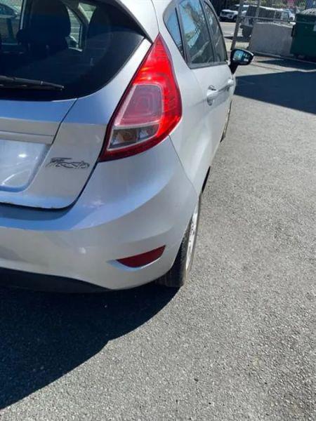 2014 Ford Fiesta SE