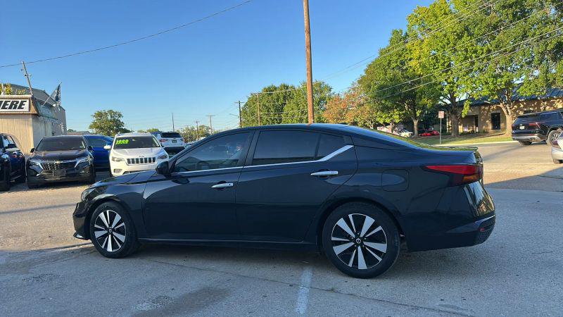 2021 Nissan Altima SV FWD
