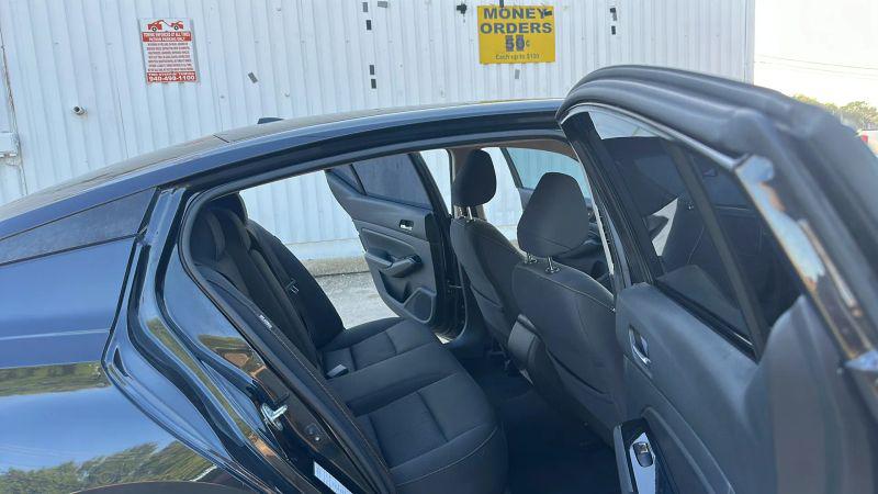 2021 Nissan Altima SV FWD