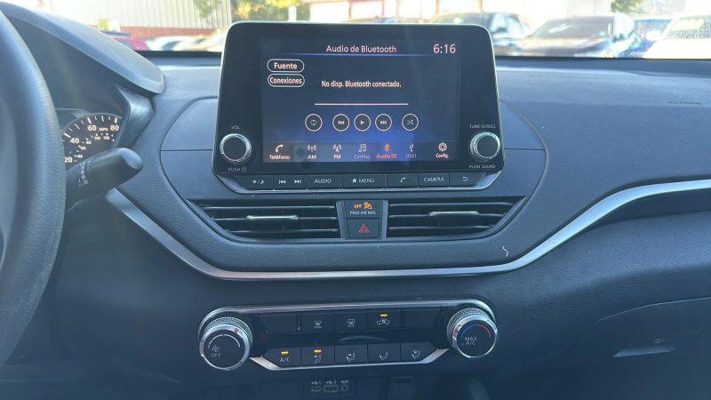 2021 Nissan Altima SV FWD