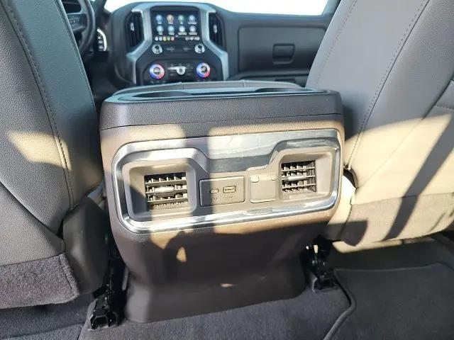 2022 GMC Sierra 1500 Limited 4WD Crew Cab Short Box SLT