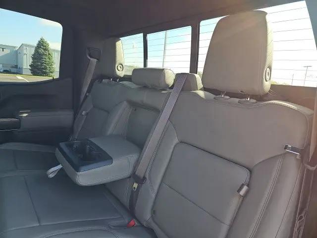 2022 GMC Sierra 1500 Limited 4WD Crew Cab Short Box SLT