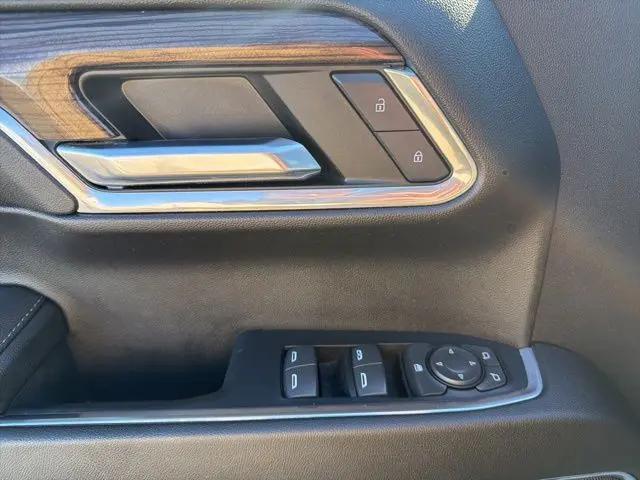 2024 Chevrolet Silverado 1500 4WD Crew Cab Short Bed RST