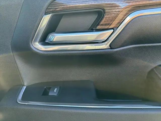 2024 Chevrolet Silverado 1500 4WD Crew Cab Short Bed RST