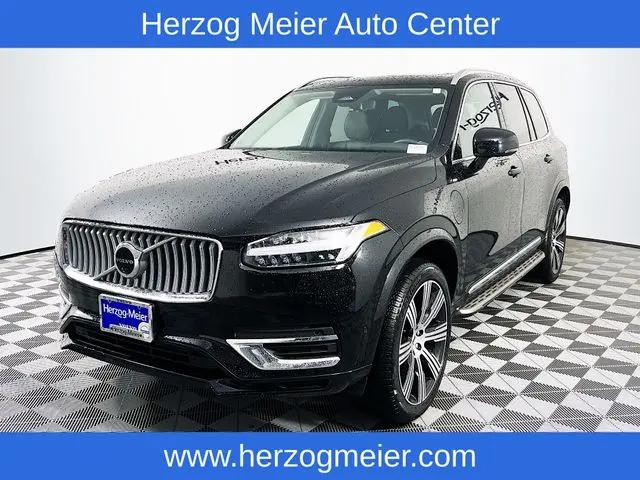 2025 Volvo XC90 Plug-In Hybrid T8 Plus 6-Seater