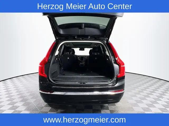 2025 Volvo XC90 Plug-In Hybrid T8 Plus 6-Seater