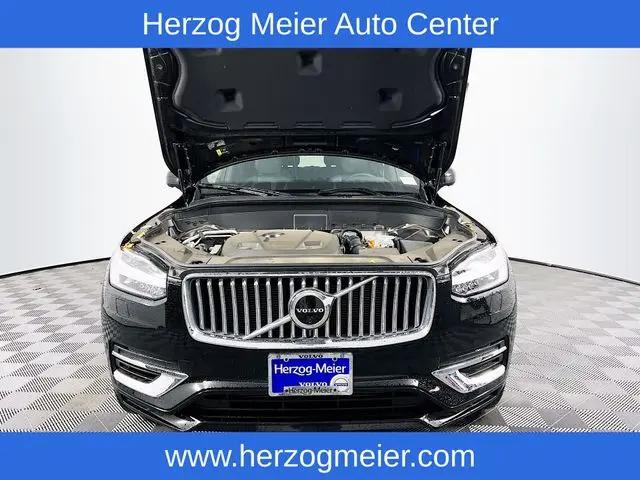 2025 Volvo XC90 Plug-In Hybrid T8 Plus 6-Seater