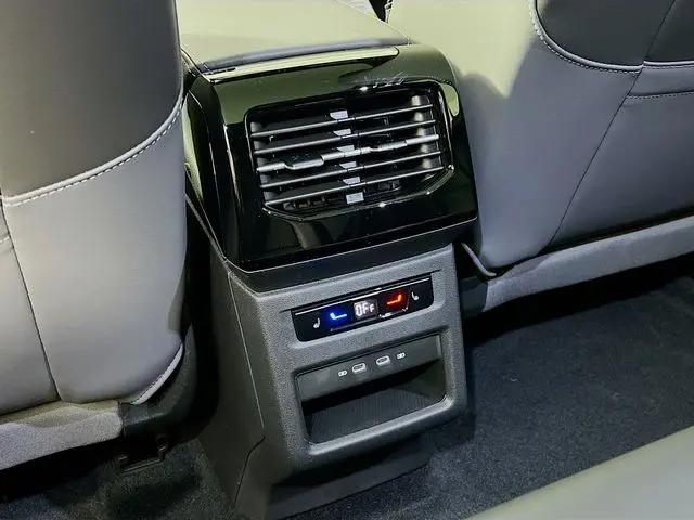 2025 Volkswagen ID.4 Pro S Plus