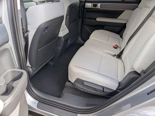 2026 Hyundai Santa Fe SE