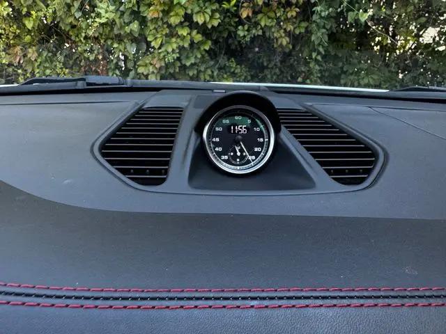 2016 Porsche 911 Carrera GTS