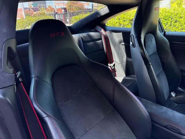 2016 Porsche 911 Carrera GTS