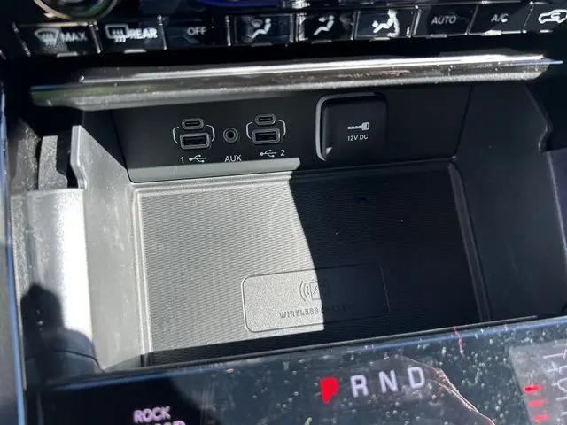 2025 Jeep Grand Cherokee L Overland 4x4