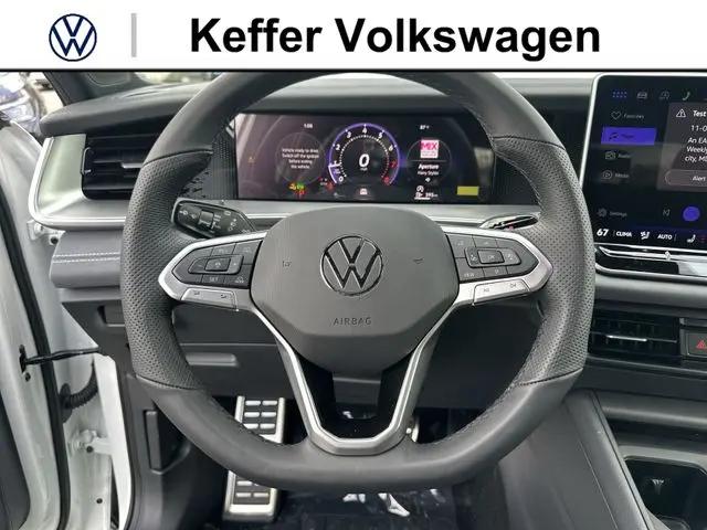 2026 Volkswagen Tiguan SE R-Line Black