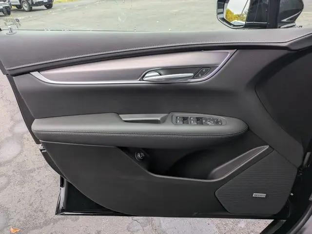 2025 Cadillac XT5 AWD Luxury