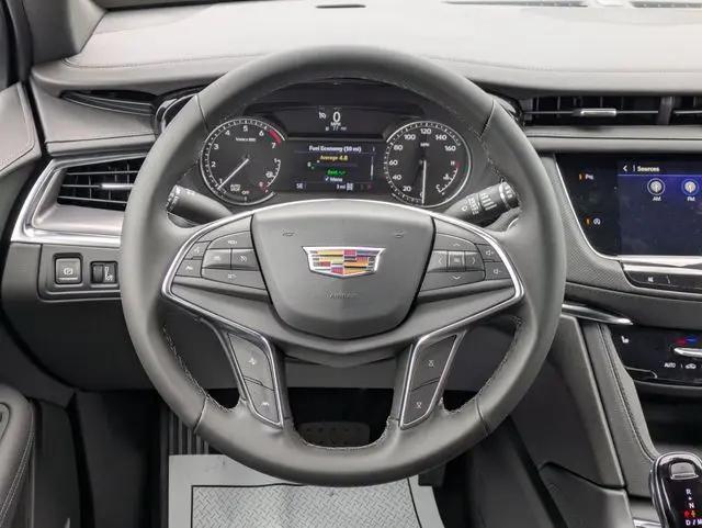 2025 Cadillac XT5 AWD Luxury